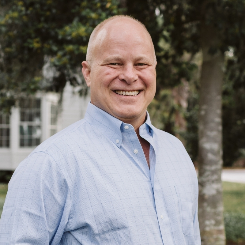 Professional Photo of Pearce Scott